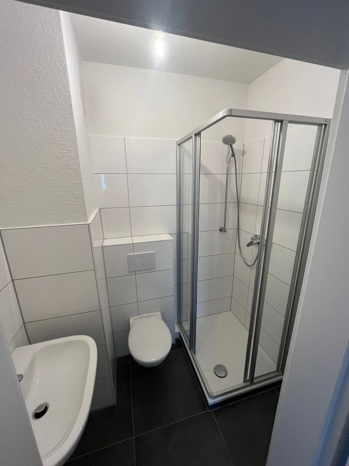 Wohnungskomplettsanierung Mönchengladbach (Wohnungssanierung) – Ergebnis nach der Ausführung durch Holoubek GmbH